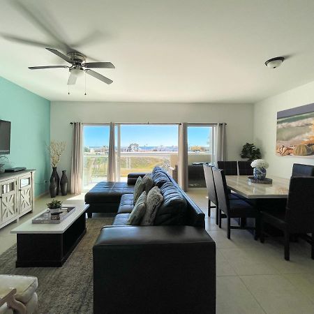 Modern Ocean View Condo With Pools & Gym ปูแอร์โตเปญาสโก ภายนอก รูปภาพ